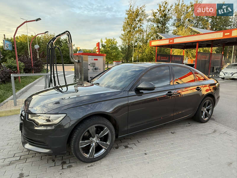 Audi A6 2012