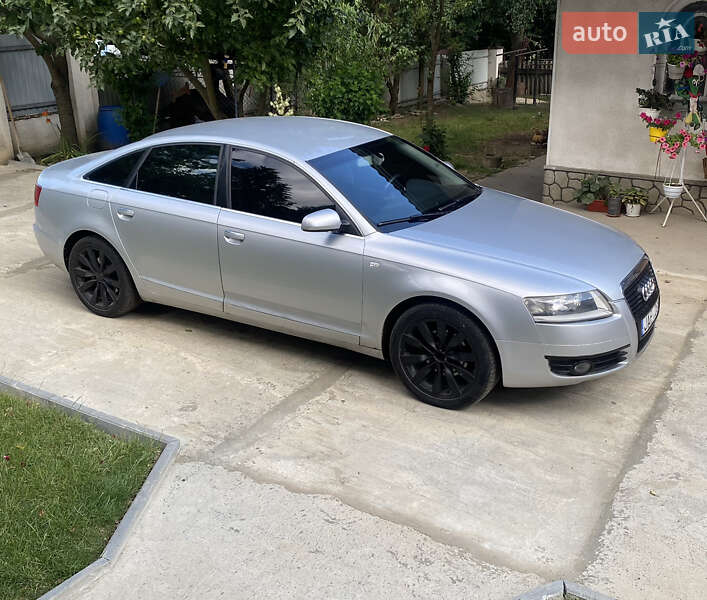 Седан Audi A6 2004 в 