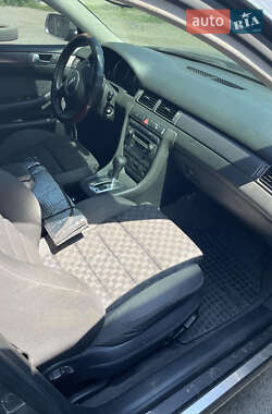 Универсал Audi A6 2004 в 