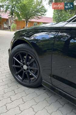 Седан Audi A6 2016 в 
