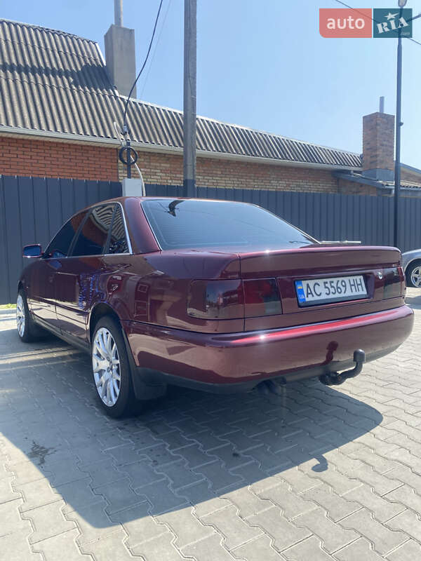 Седан Audi A6 1996 в Луцьку