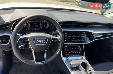 Седан Audi A6 2025 в 