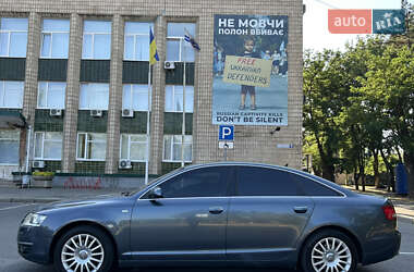 Седан Audi A6 2004 в 