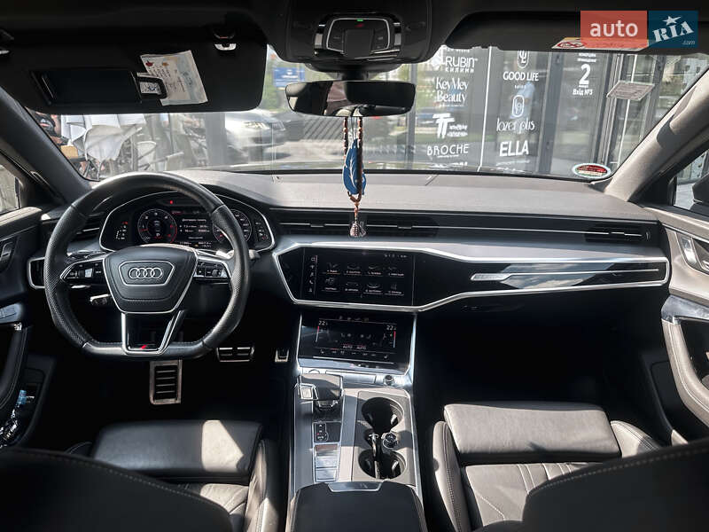 Седан Audi A6 2018 в Ужгороде