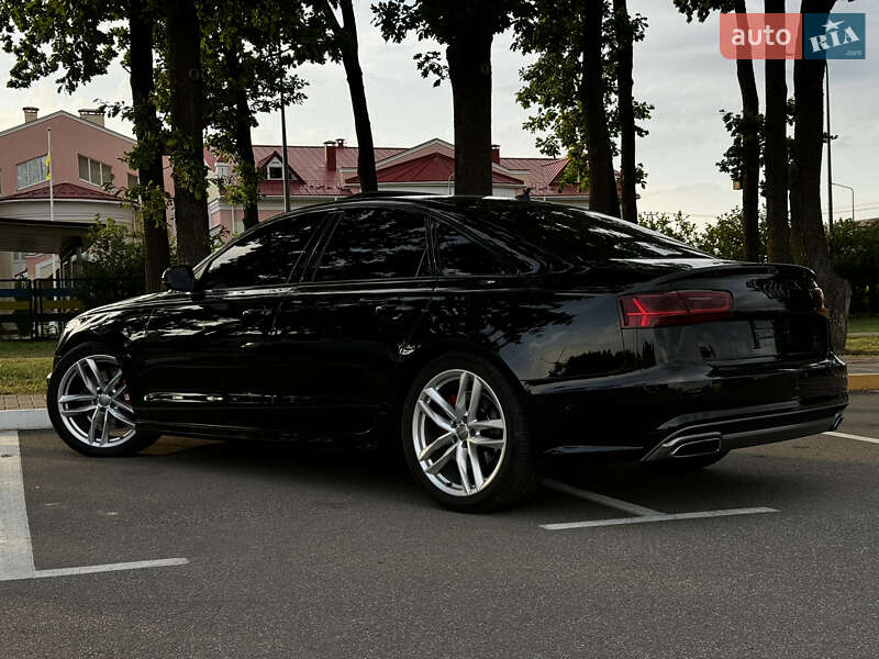 Седан Audi A6 2014 в Вишневом