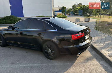 Седан Audi A6 2012 в 