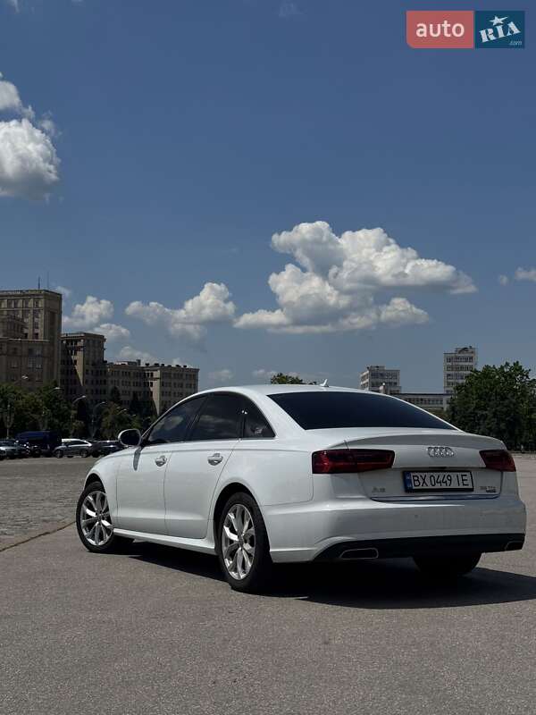 Седан Audi A6 2016 в Киеве