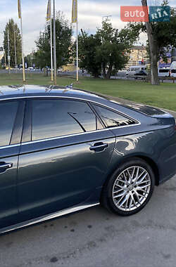 Седан Audi A6 2016 в 
