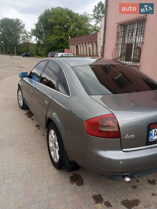 Седан Audi A6 2002 в Долине