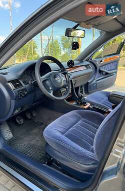 Седан Audi A6 1999 в 