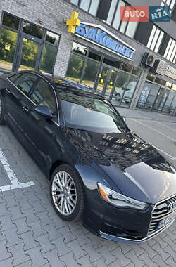 Седан Audi A6 2015 в 