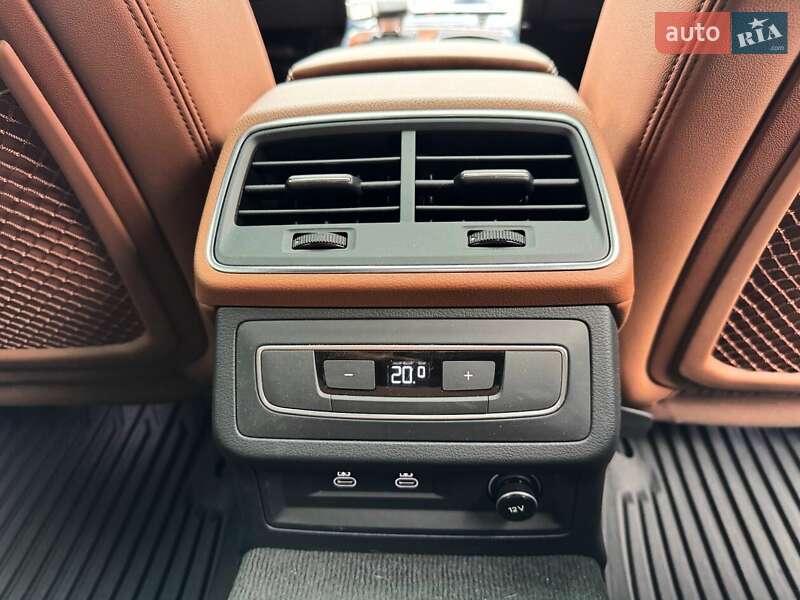 Седан Audi A6 2021 в Києві