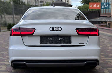 Седан Audi A6 2016 в 