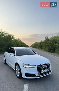 Седан Audi A6 2015 в 