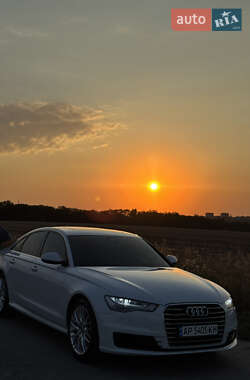 Седан Audi A6 2015 в 