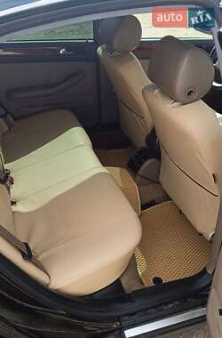 Седан Audi A6 2000 в 