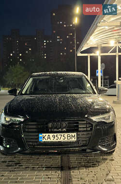 Седан Audi A6 2021 в 