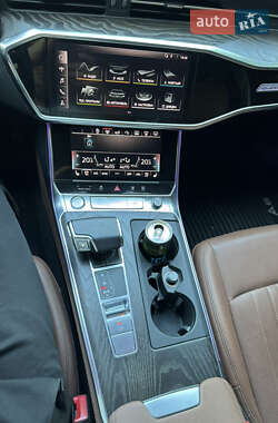 Седан Audi A6 2019 в 