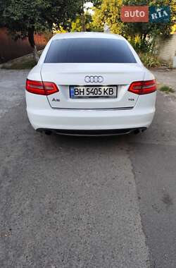 Седан Audi A6 2010 в 