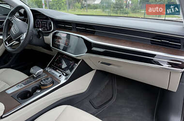 Седан Audi A6 2019 в 