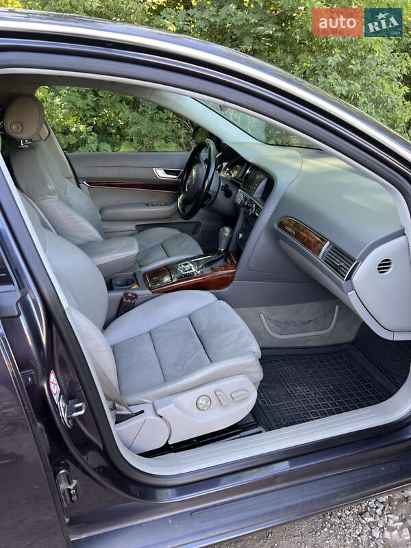 Седан Audi A6 2005 в Ровно