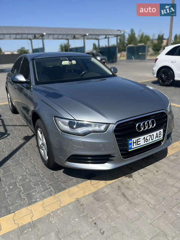 Седан Audi A6 2011 в Николаеве