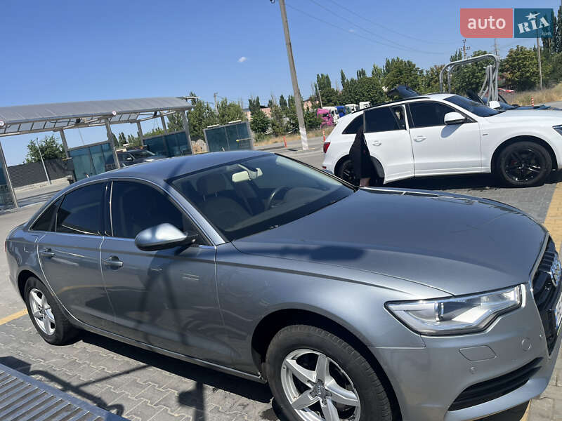 Седан Audi A6 2011 в Николаеве