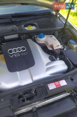 Седан Audi A6 2003 в 