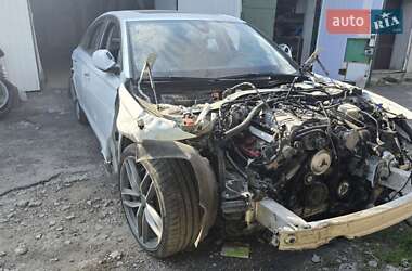 Седан Audi A6 2015 в 