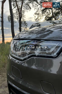 Седан Audi A6 2011 в 