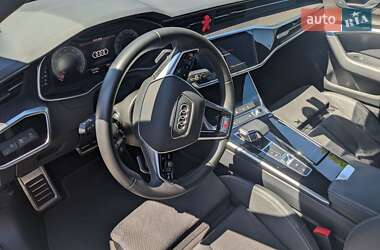 Седан Audi A6 2022 в 