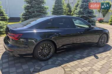 Седан Audi A6 2022 в 