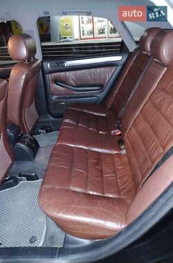 Седан Audi A6 1999 в 
