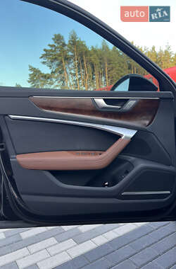 Седан Audi A6 2019 в 