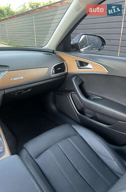 Седан Audi A6 2015 в 