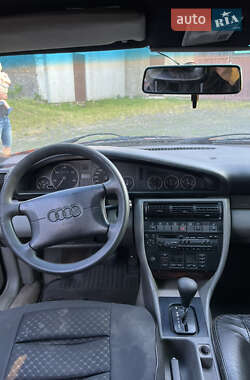Универсал Audi A6 1996 в 