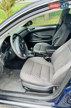 Седан Audi A6 2002 в 