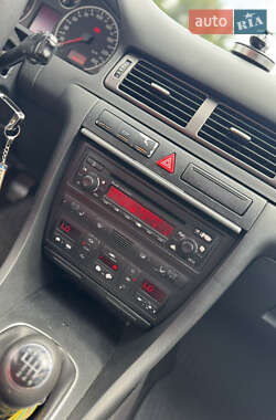 Седан Audi A6 2002 в 