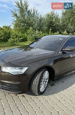 Седан Audi A6 2018 в 
