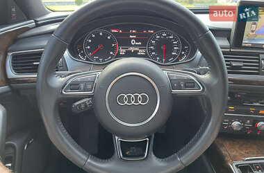 Седан Audi A6 2015 в 