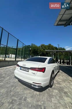 Седан Audi A6 2021 в 