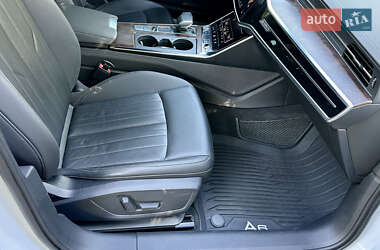 Седан Audi A6 2019 в 