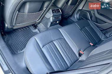 Седан Audi A6 2019 в 