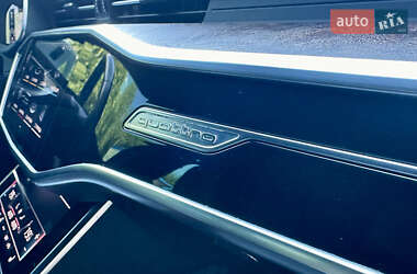 Седан Audi A6 2019 в 