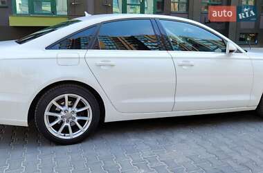 Седан Audi A6 2012 в 