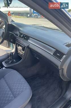 Седан Audi A6 1998 в 