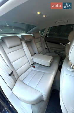 Седан Audi A6 2010 в 