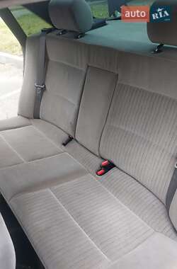 Седан Audi A6 1997 в 