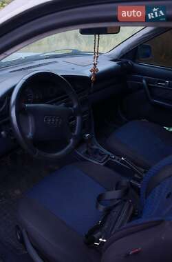 Седан Audi A6 1995 в 