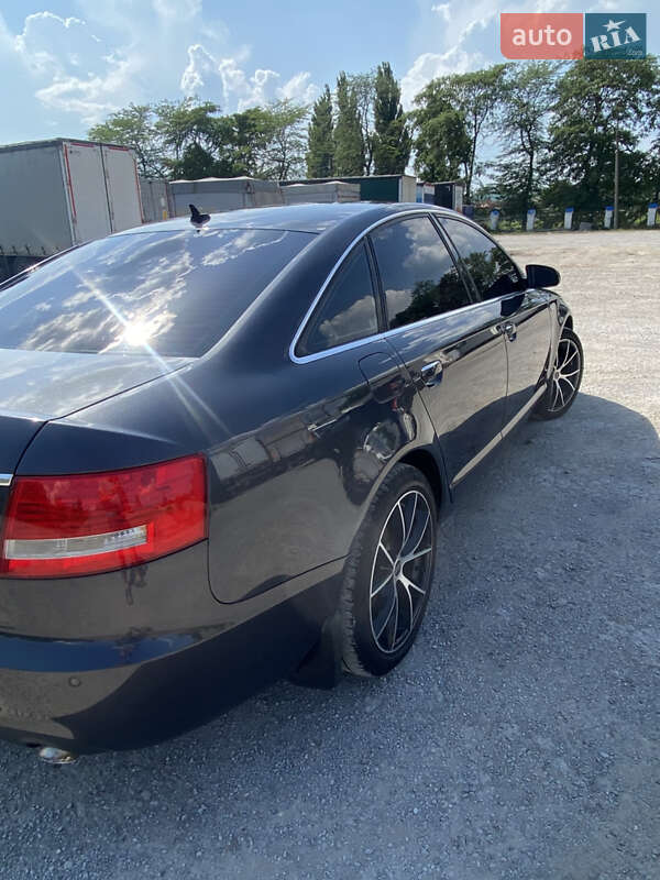 Седан Audi A6 2004 в Дунаевцах
